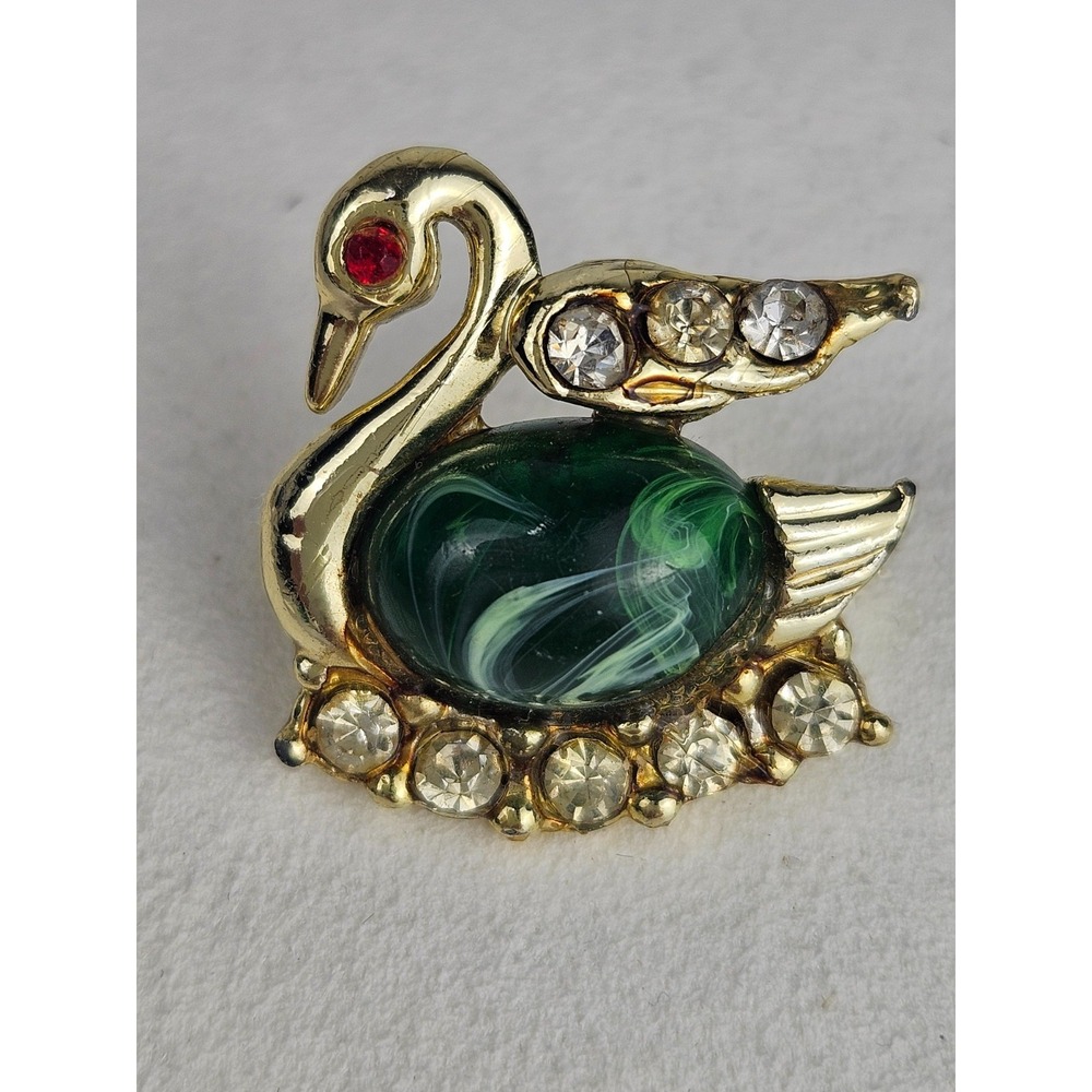 Vintage Gold Tone Swan Brooch‎ Green Art Glass Rhinestone Pin